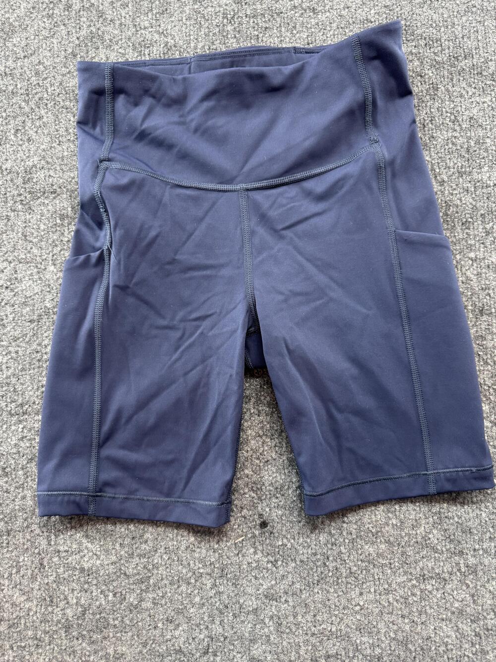 Athleta Ultimate Stash Pocket Biker Shorts Womens XS Blue 6.5 Inseam Yoga Gym